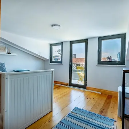 Cosy Triplex Flat דירה איסטמבול