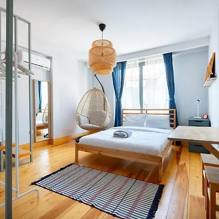 דירה Cosy Triplex Flat *